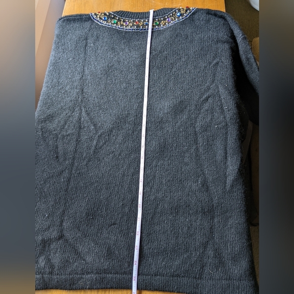 Silk and Lambswool Tunic with Large Beads and Sequins - Picture 10 of 12